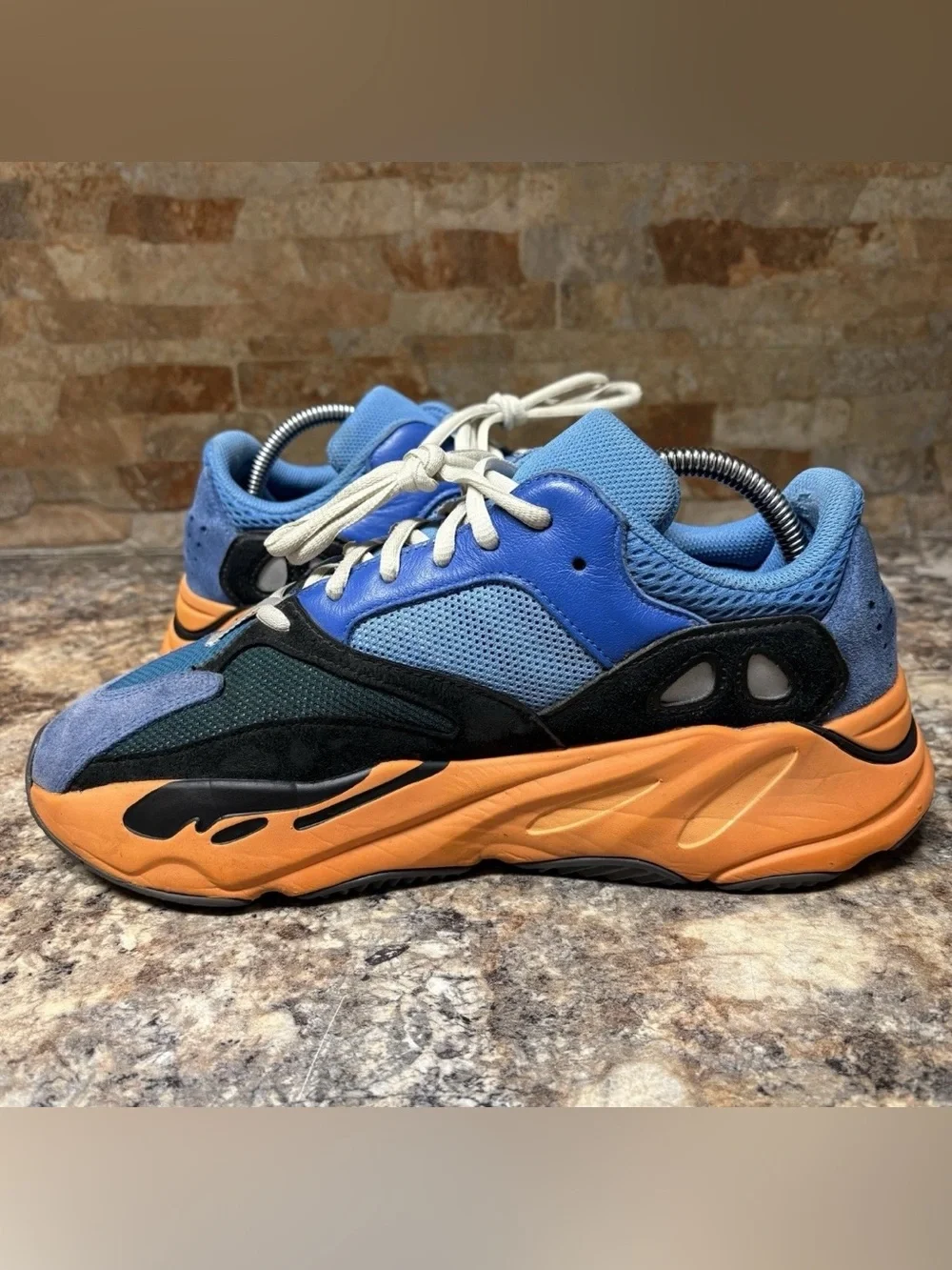 Adidas X Yeezy Boost 700 Bright Blue GZ0541 Size 9.5